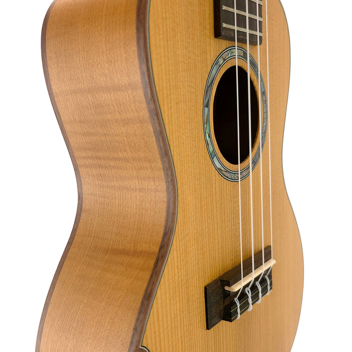 Baton Rouge rECO Series Fichte/Riegelahorn Konzert Ukulele (UTM-C) Detail