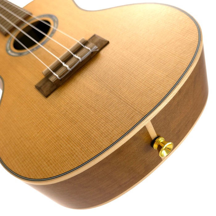 Baton Rouge rECO Series Fichte/Erle Konzert Ukulele (UTA-C) Gurtpin