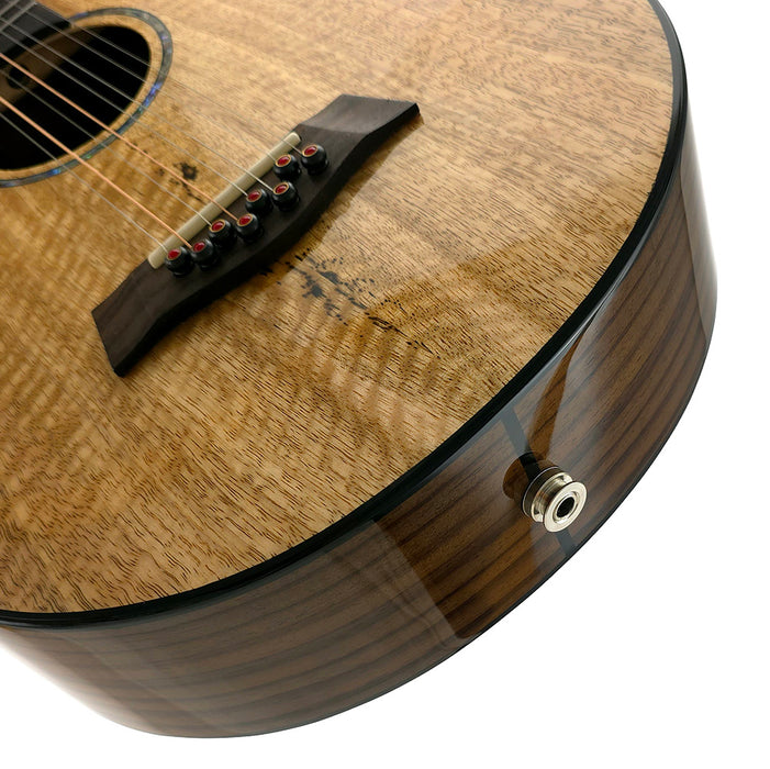 Flight Maia 8-String Bariton Ukulele mit Tonabnehmer #R2510286