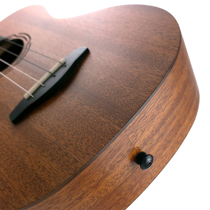 Flight NUB 500 Bariton Ukulele Gurtpin