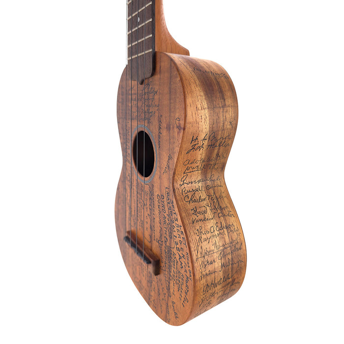 Seitliche Ansicht der Martin Konter Ukulele