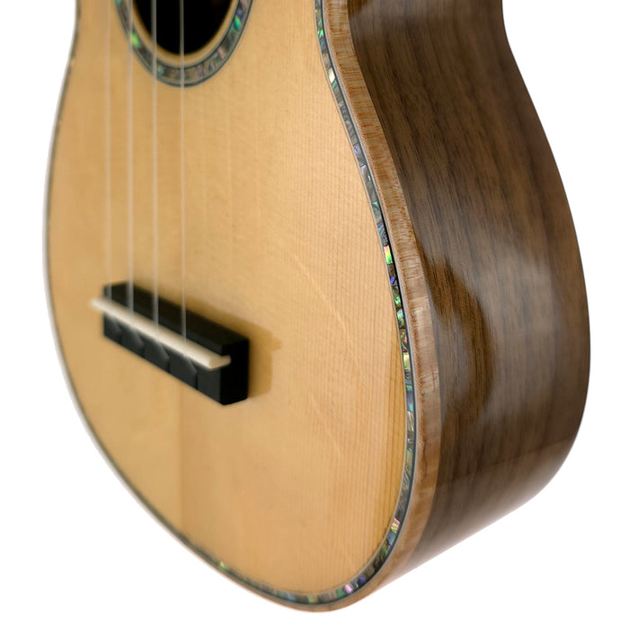 Millar Custom Sopran Longneck Ukulele aus Bearclaw Spruce und Black Walnut #009