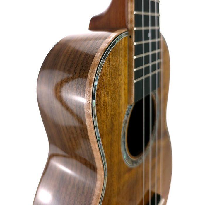 Millar Custom Sopran Longneck Ukulele (Camphorwood / Black Walnut) Detail 2