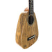 Seitliche Ansicht der Romero Creations Tiny Tenor Mango Ukulele