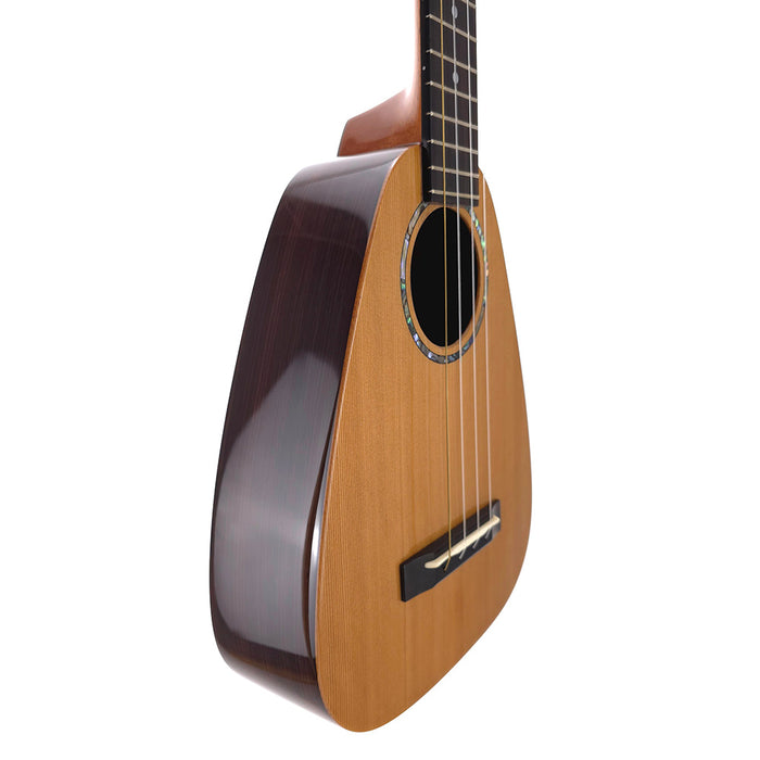 Seitliche Ansicht der Romero Creations Tiny Tenor Cedar Rosewood von Pepe Romero